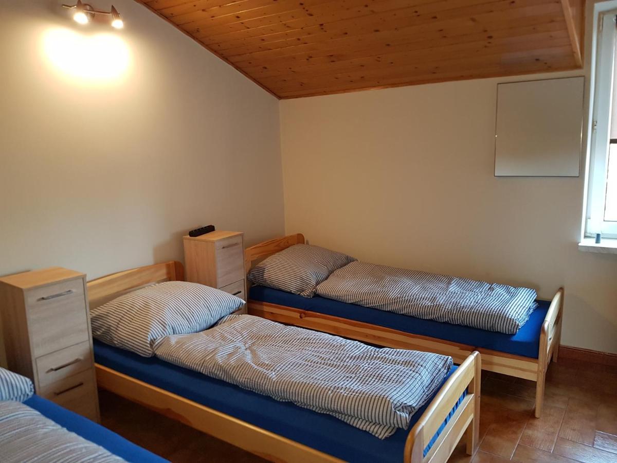 Noclegi Silesia Aster Tychy Bagian luar foto